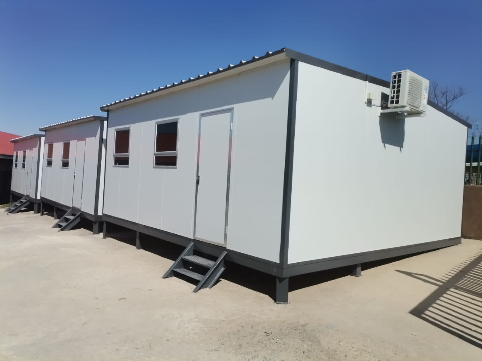 Prefabricated modular office building exterior by BT Prefab Structures